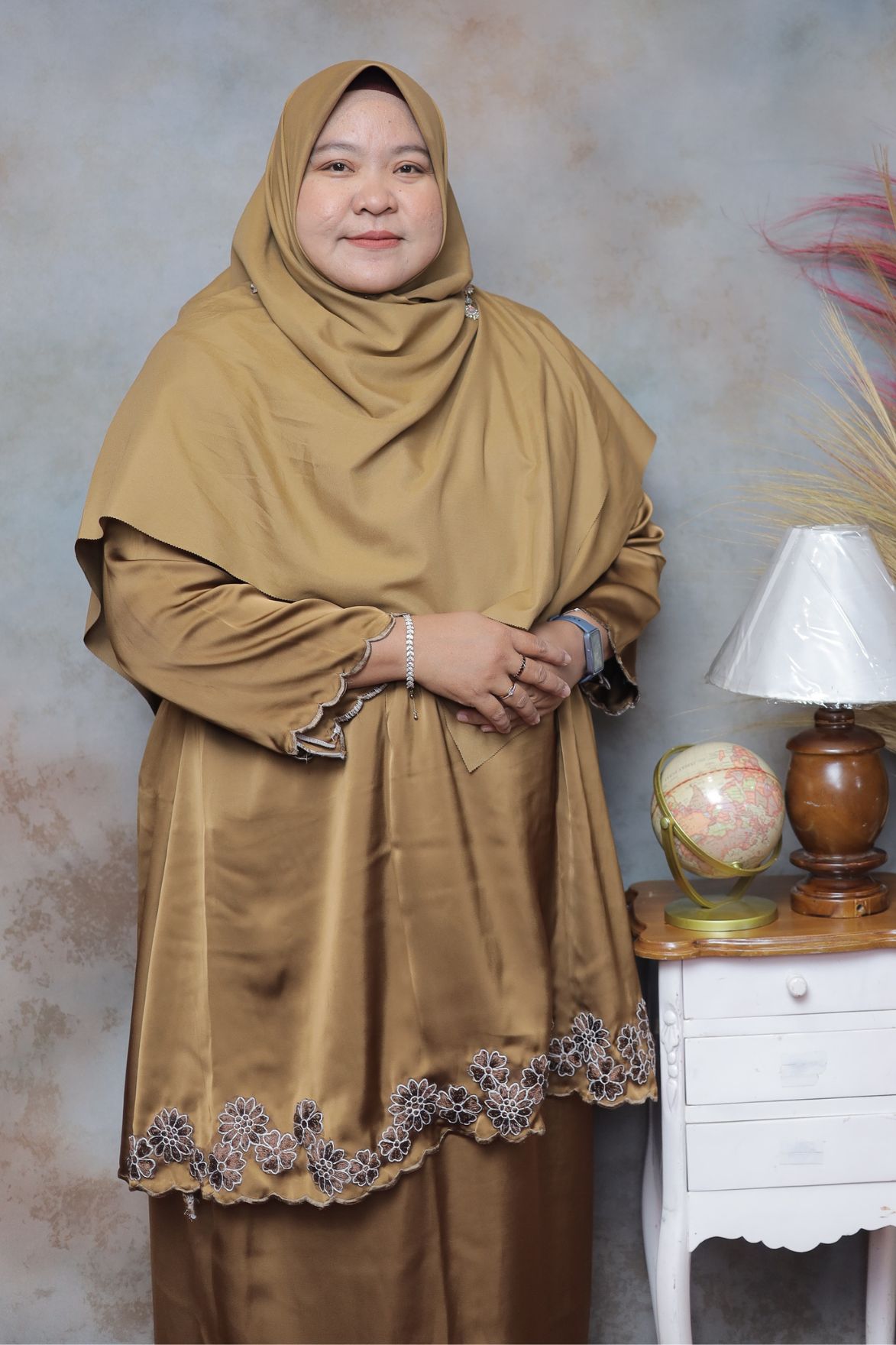 AZRINA PURBA, S.Pd., M.Pd